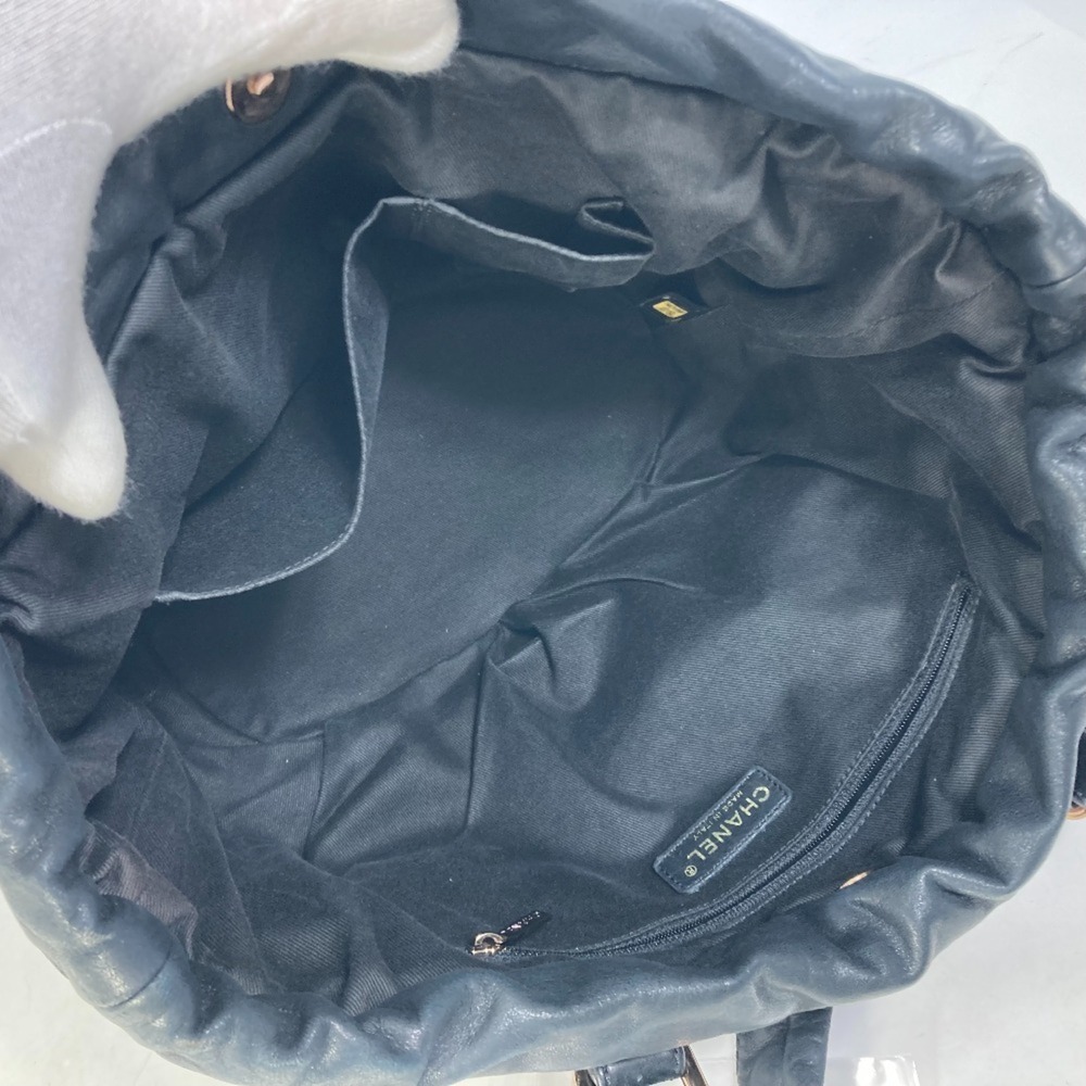 CHANEL Black Leather Logo Shoulder Bag - Picture 14 of 15